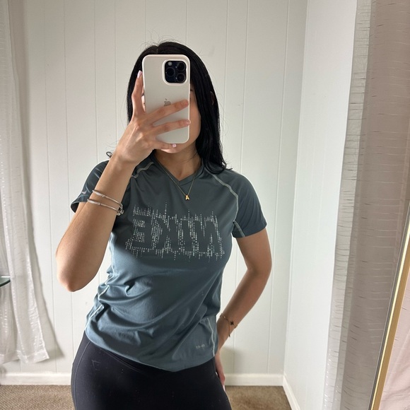 Nike Women's Dark Gray Graphic Tee - Picture 1 of 4